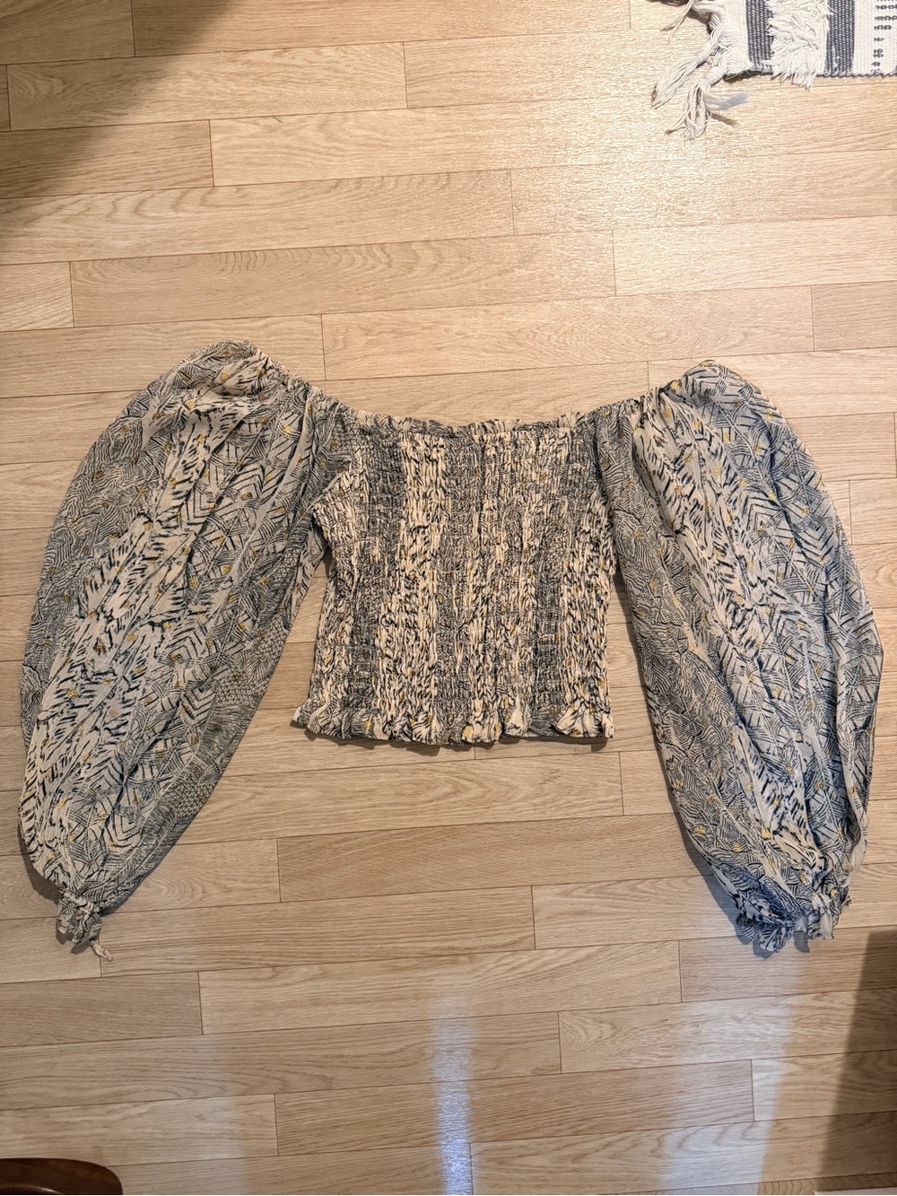 Olivaceous Blue & Cream Off-Shoulder Smocked Crop Top